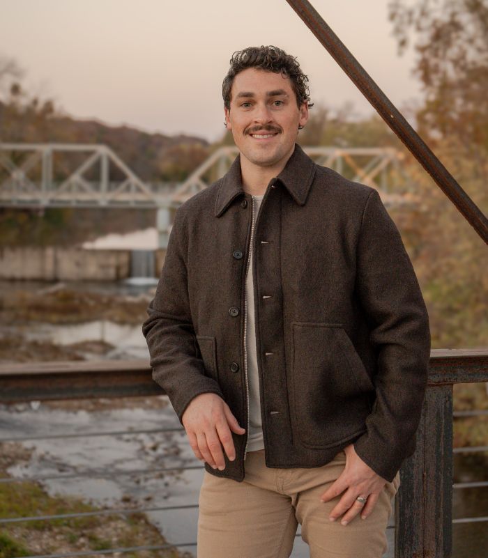 Picture of Andrew Romano